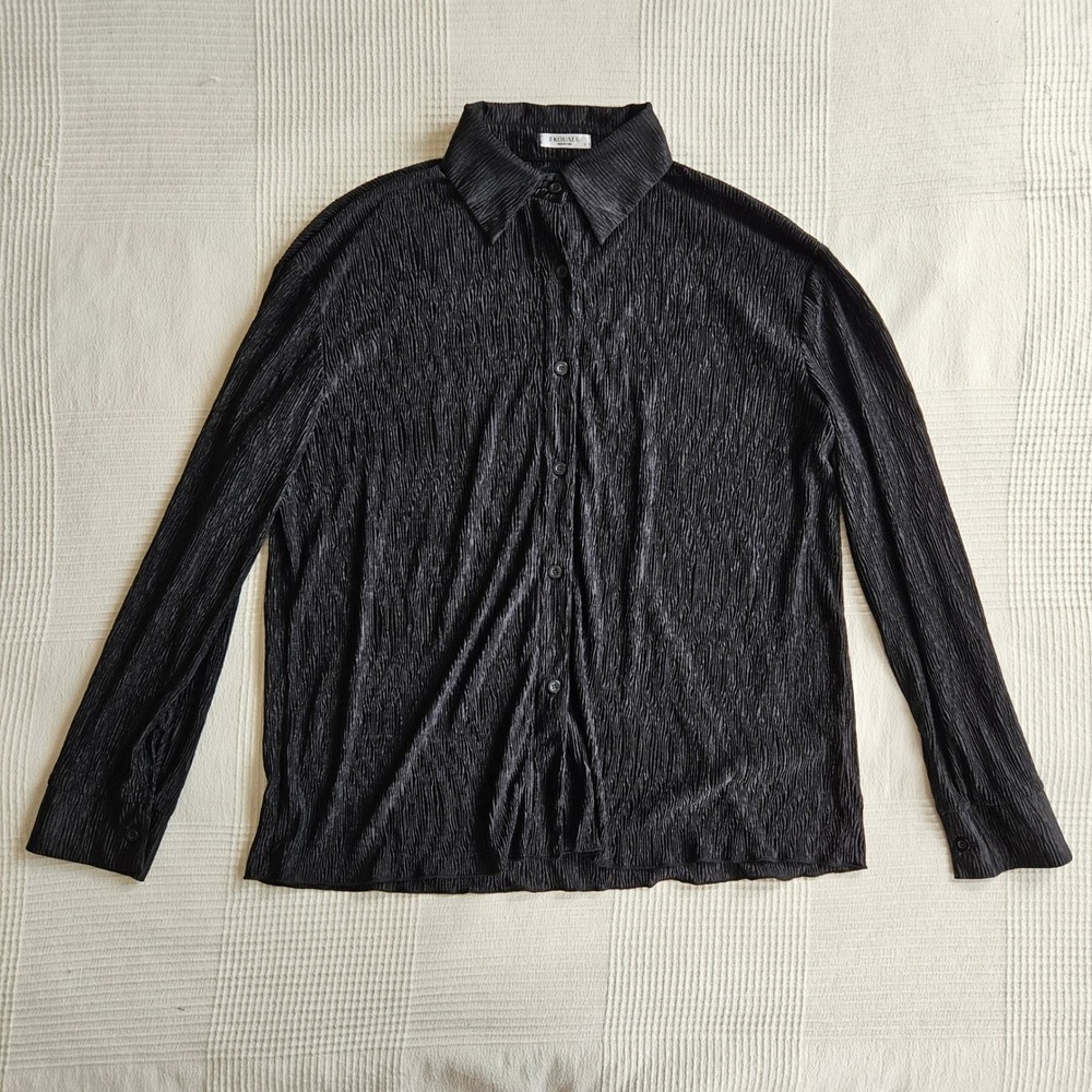 90s Minimalism Black Plisse Crinkle Button Down Shirt Long Sleeve Model Women L